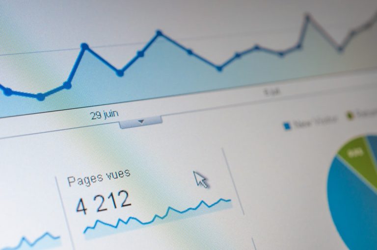 Pesquisa de concorrentes para SEO: 4 dados que realmente influenciam ranking em 2026